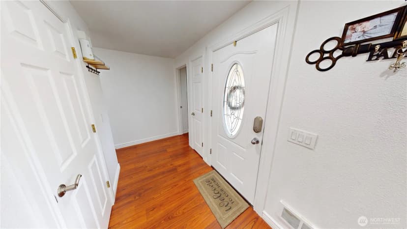 Property photo for 218 S 24th Street S, Mount Vernon photo 4