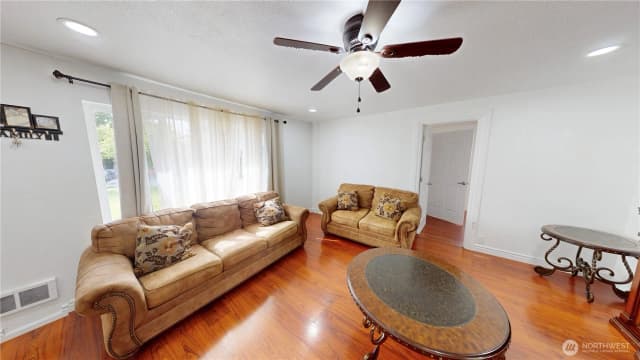 Property photo for 218 S 24th Street S, Mount Vernon photo 5