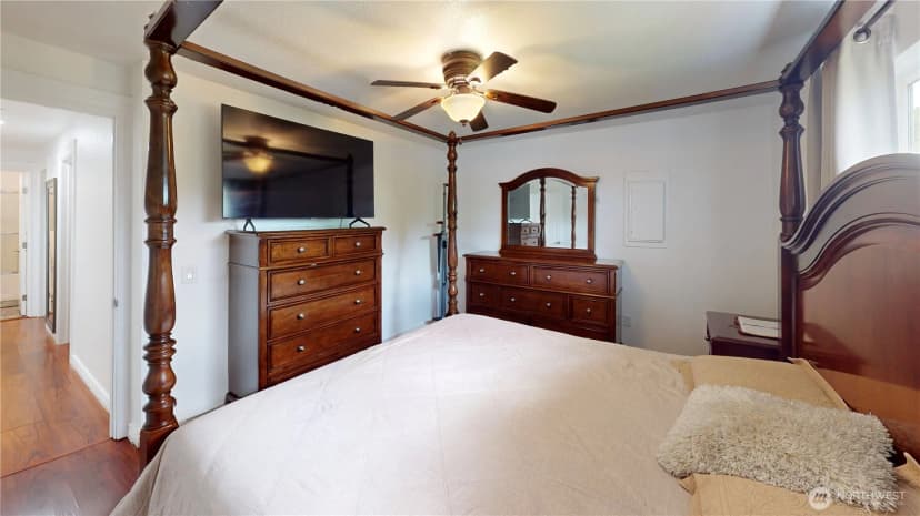 Property photo for 218 S 24th Street S, Mount Vernon photo 8