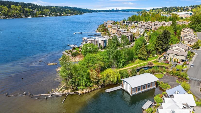 Property photo for 4001 Wells Avenue N, Renton