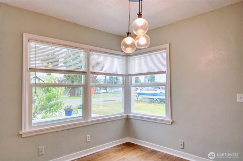 Property photo for 1232 S 18th Street, Mount Vernon photo 4
