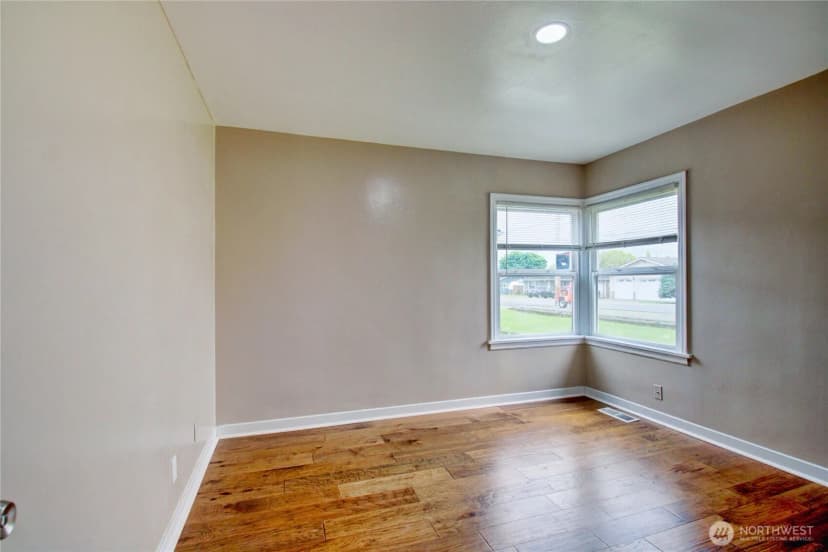 Property photo for 1232 S 18th Street, Mount Vernon photo 16