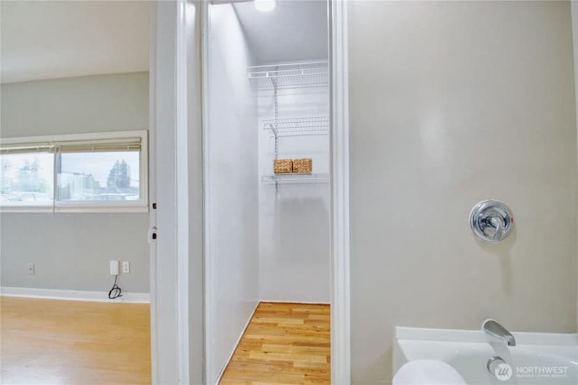 Property photo for 1232 S 18th Street, Mount Vernon photo 15
