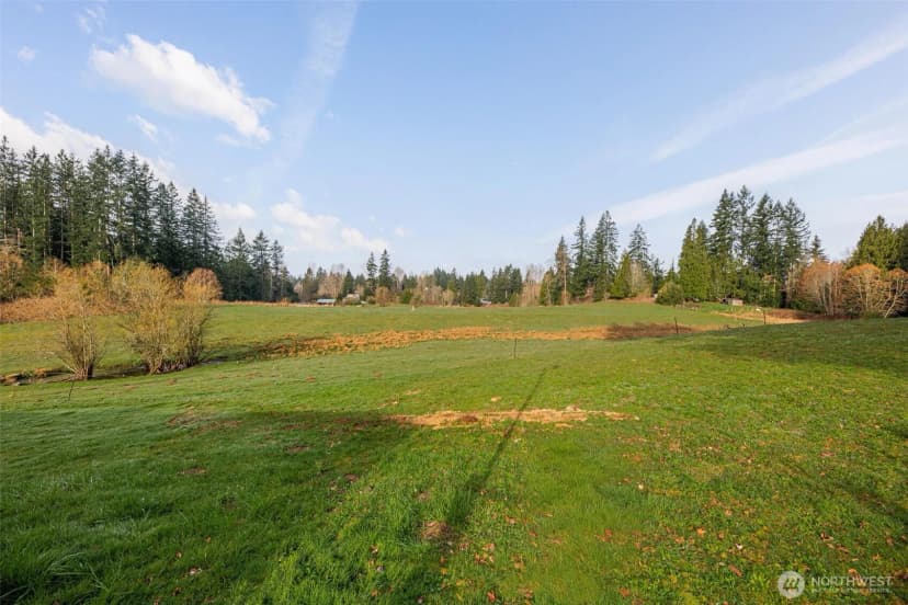 Property photo for 13420 12th Street Ne, Lake Stevens photo 14