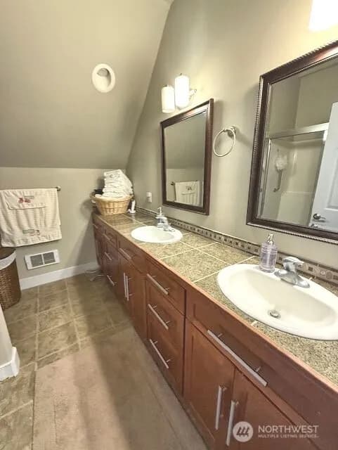 Property photo for 477 Broadmore Court Sw, Ocean Shores photo 18