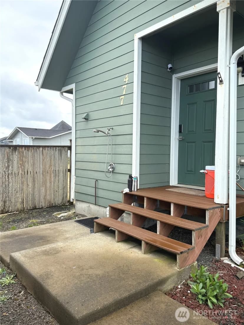 Property photo for 477 Broadmore Court Sw, Ocean Shores photo 23