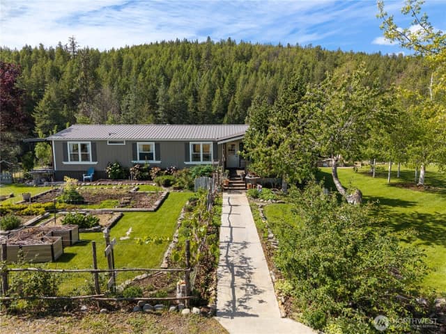 Property photo for 1574 Pine Creek #b, Tonasket
