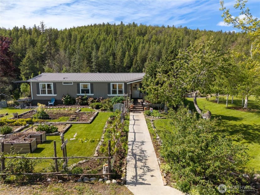 Property photo for 1574 Pine Creek #b, Tonasket