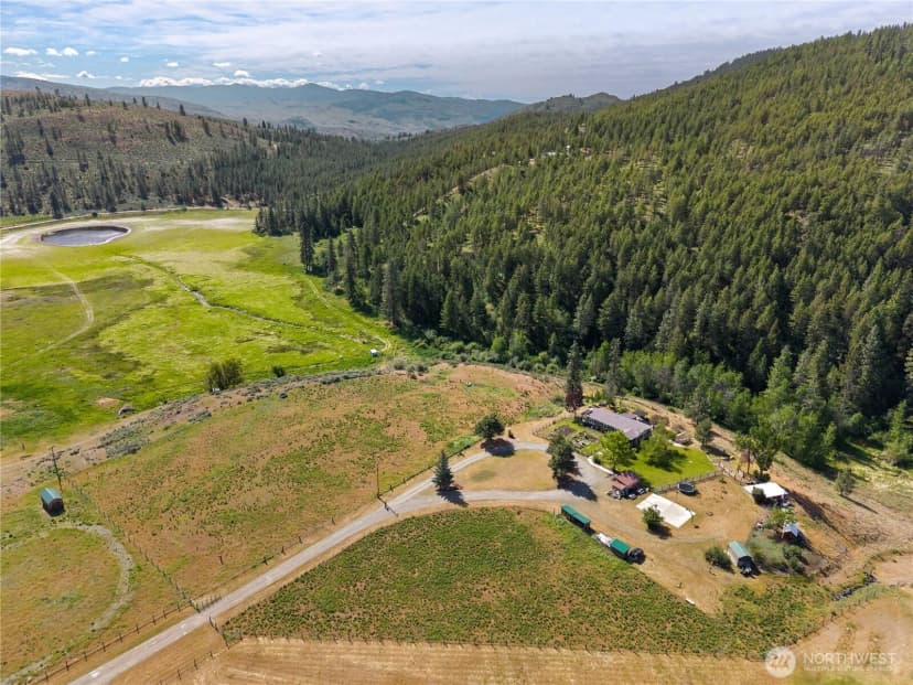 Property photo for 1574 Pine Creek #b, Tonasket photo 4