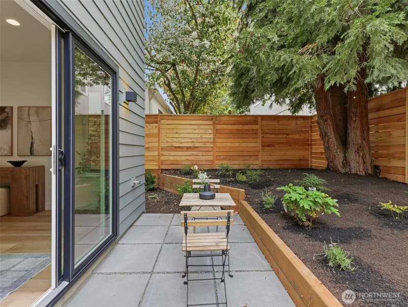 Property photo for 8126 12th Avenue Sw, Seattle photo 20