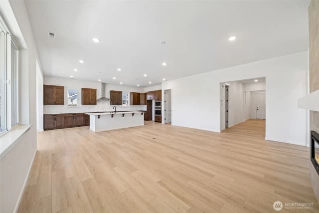 Property photo for 913 Sawyer Avenue #31, Buckley photo 5