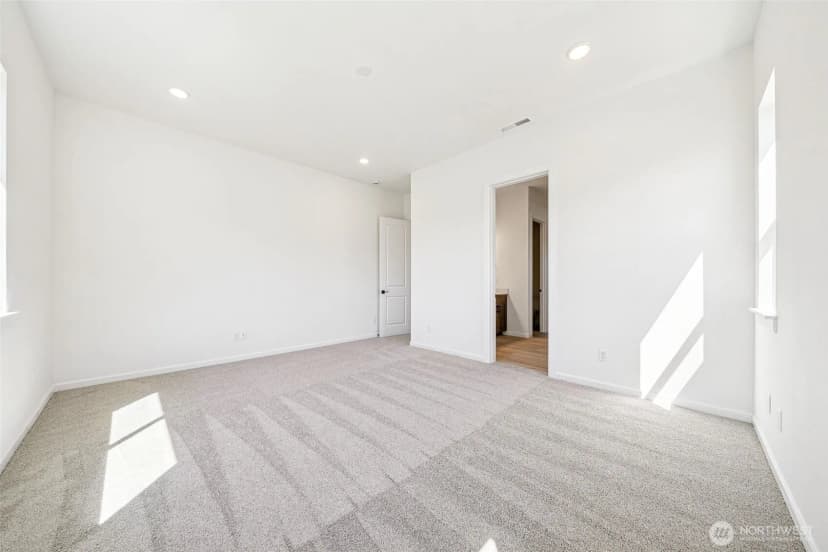 Property photo for 913 Sawyer Avenue #31, Buckley photo 15