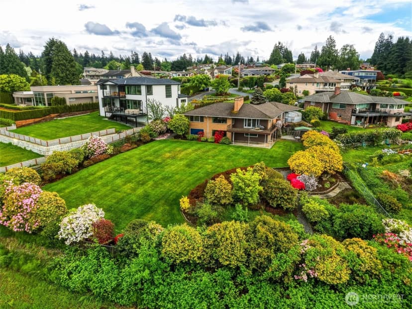 Property photo for 531 View Ridge Drive, Everett photo 4