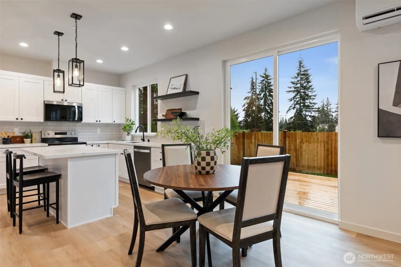 Property photo for 2312 75th Street Se, Everett photo 15