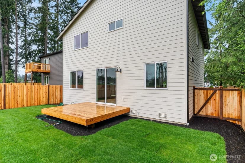 Property photo for 2312 75th Street Se, Everett photo 5
