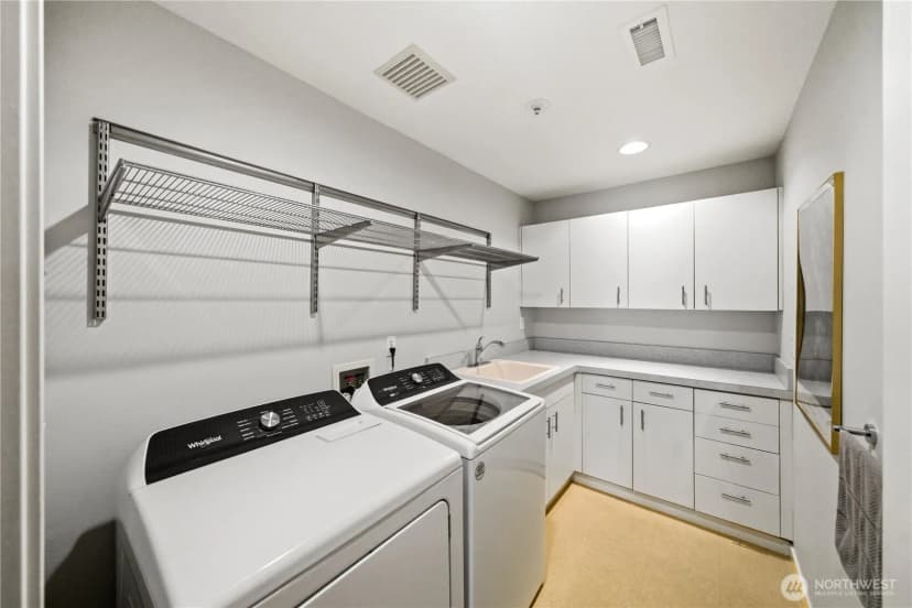 Property photo for 11122 Ne 41st Drive #31, Kirkland photo 30
