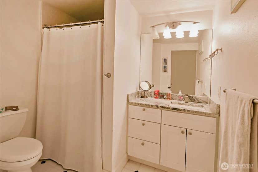 Property photo for 1910 Evergreen Park Drive Sw #302, Olympia photo 16