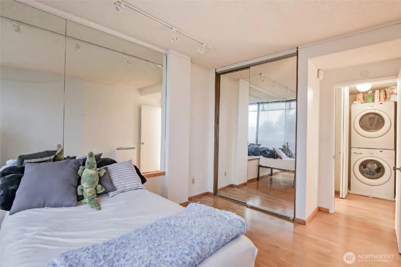 Property photo for 1910 Evergreen Park Drive Sw #302, Olympia photo 12