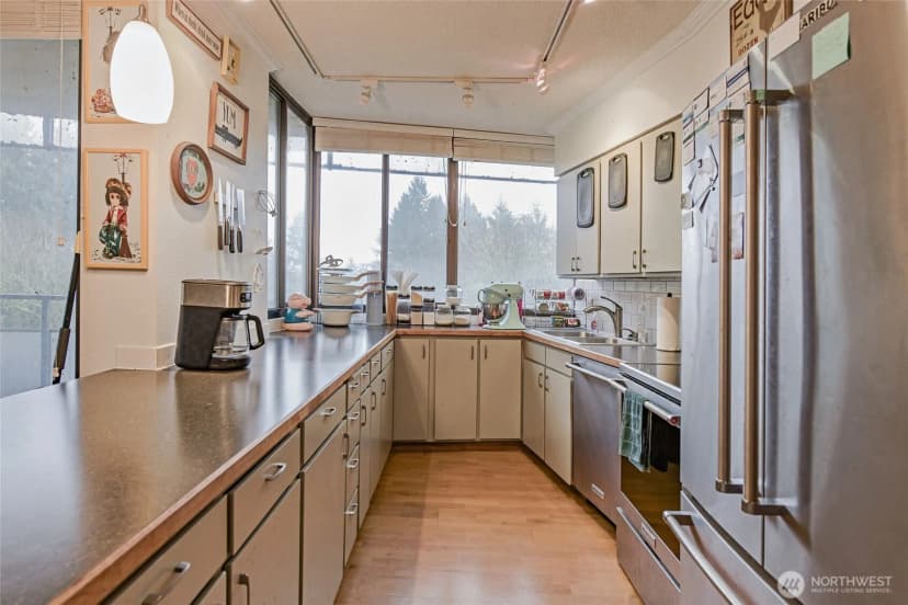 Property photo for 1910 Evergreen Park Drive Sw #302, Olympia photo 6