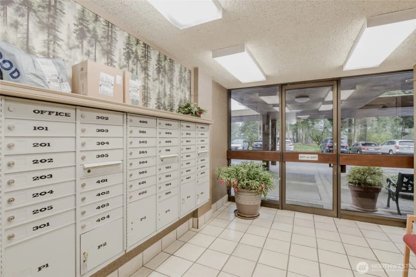 Property photo for 1910 Evergreen Park Drive Sw #302, Olympia photo 23