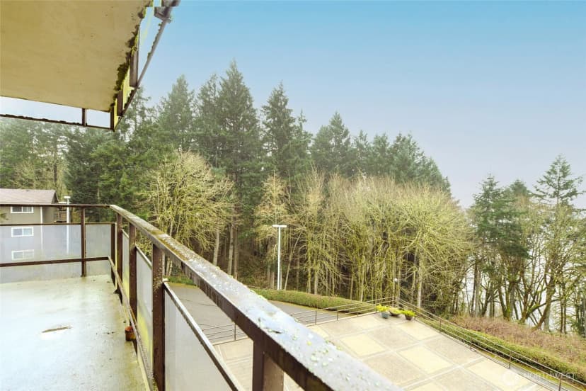 Property photo for 1910 Evergreen Park Drive Sw #302, Olympia photo 17
