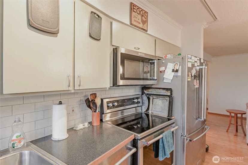Property photo for 1910 Evergreen Park Drive Sw #302, Olympia photo 9