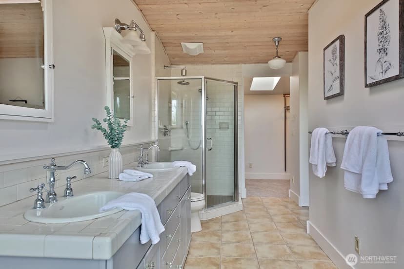 Property photo for 428 2nd Street, Langley photo 22