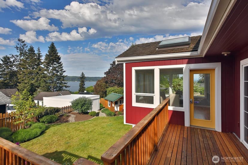 Property photo for 428 2nd Street, Langley photo 11