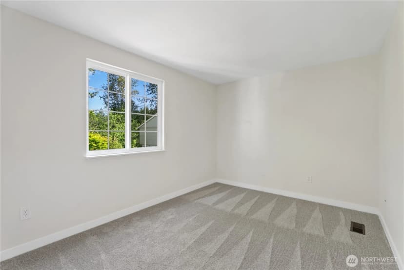 Property photo for 231 145th Place Se, Bellevue photo 26