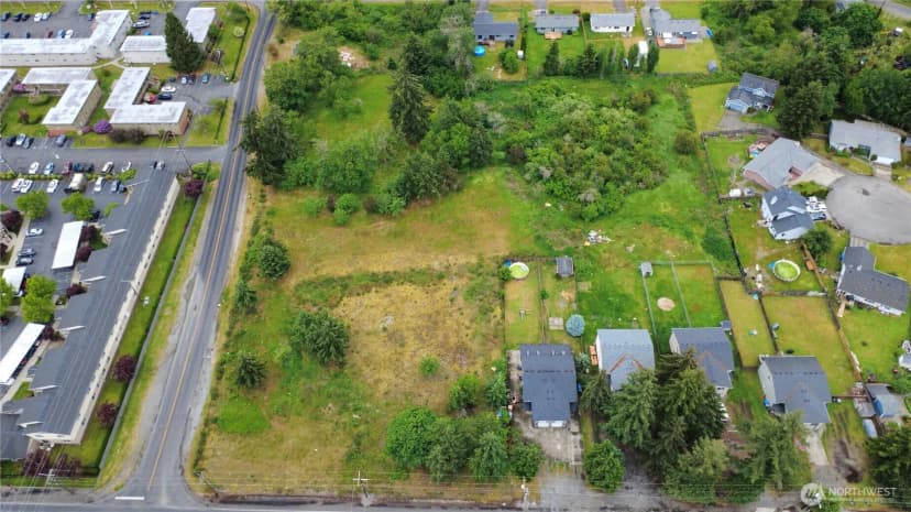 Property photo for 13617 A Street S, Tacoma photo 15