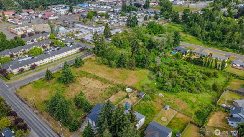 Property photo for 13617 A Street S, Tacoma photo 9