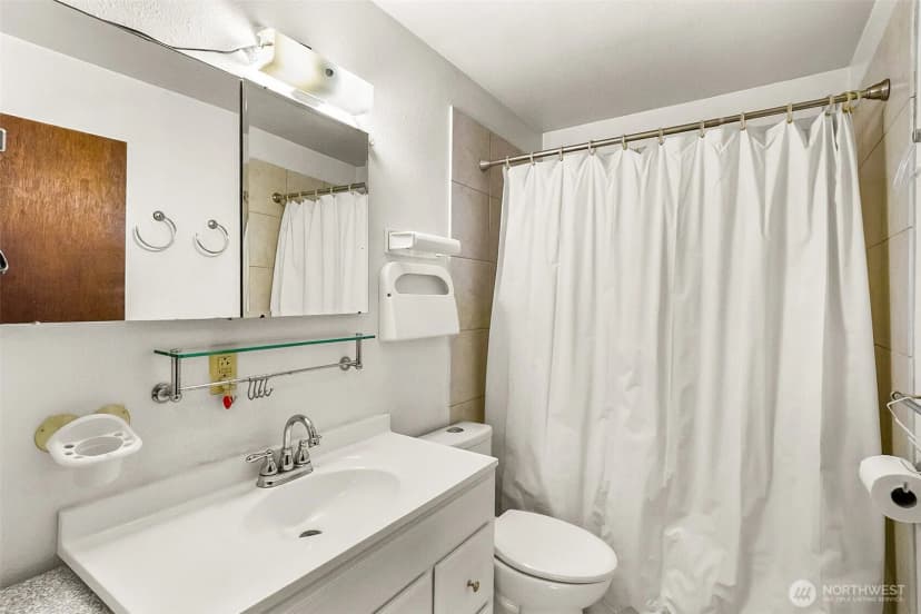 Property photo for 3115 170th Street Sw, Lynnwood photo 16