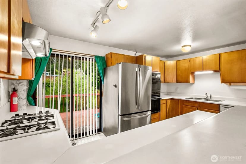 Property photo for 3115 170th Street Sw, Lynnwood photo 13