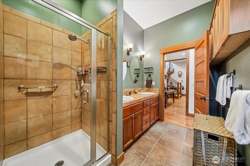 Property photo for 10507 Pioneer Drive, Anderson Island photo 17