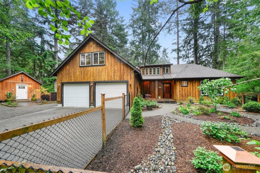 Property photo for 10507 Pioneer Drive, Anderson Island photo 3