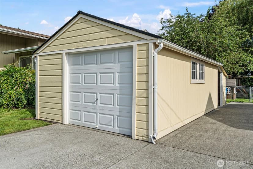 Property photo for 1515 Everett Street, Sumner photo 20