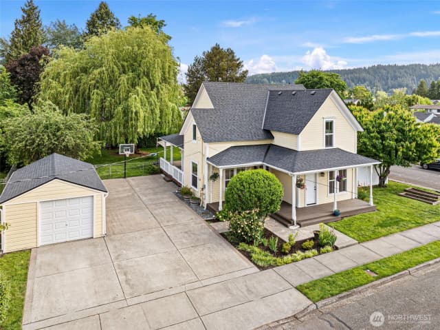 Property photo for 1515 Everett Street, Sumner