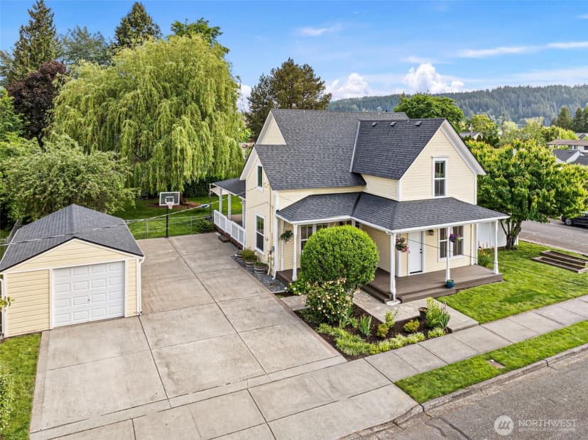 Property photo for 1515 Everett Street, Sumner