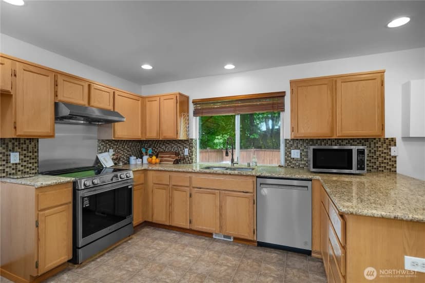 Property photo for 3335 68th Avenue Sw, Tumwater photo 8