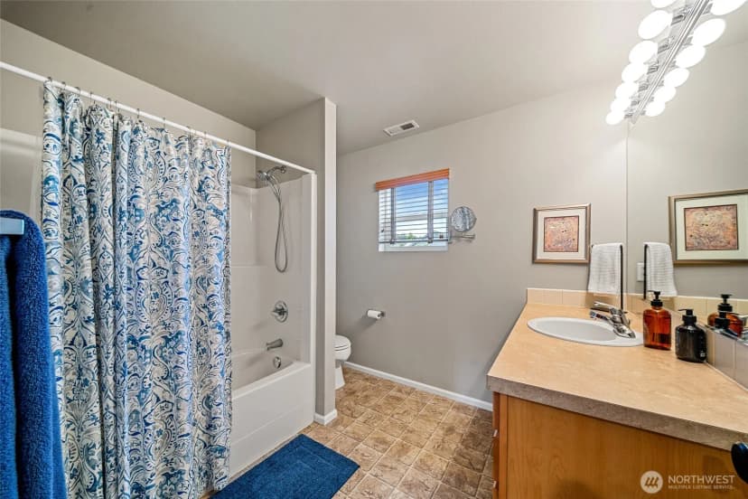 Property photo for 4417 5th Avenue Nw, Olympia photo 29