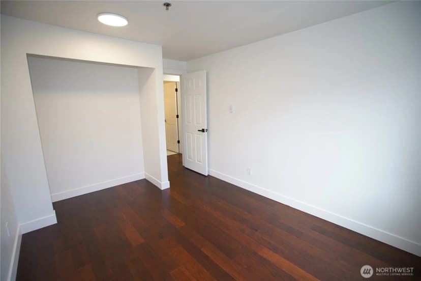 Property photo for 215 Sw 100th Street #b-102, Everett photo 11