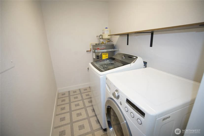 Property photo for 215 Sw 100th Street #b-102, Everett photo 16