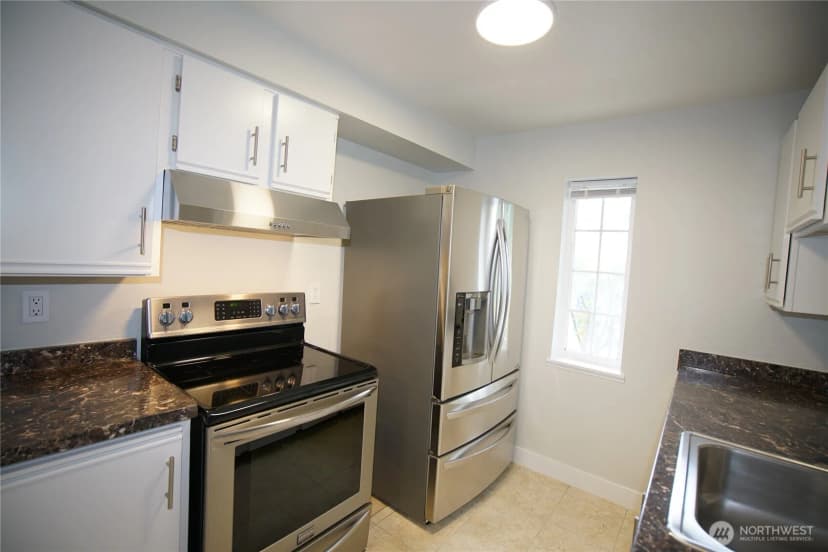Property photo for 215 Sw 100th Street #b-102, Everett photo 20