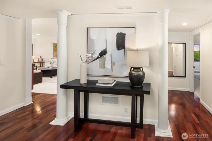 Property photo for 2565 Dexter Avenue N #303, Seattle photo 7