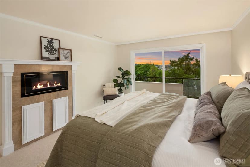 Property photo for 2565 Dexter Avenue N #303, Seattle photo 25