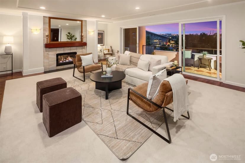 Property photo for 2565 Dexter Avenue N #303, Seattle photo 17