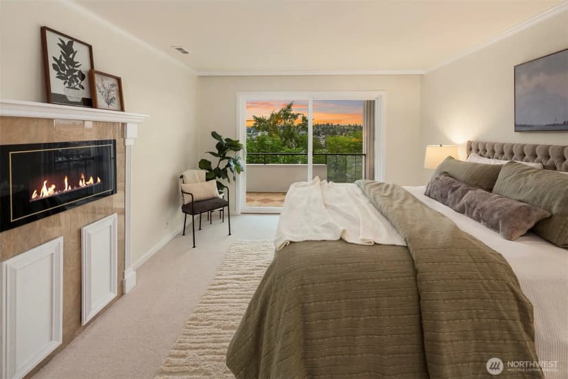 Property photo for 2565 Dexter Avenue N #303, Seattle photo 26