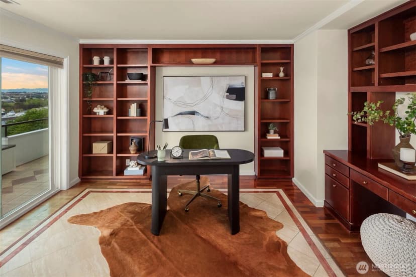 Property photo for 2565 Dexter Avenue N #303, Seattle photo 11