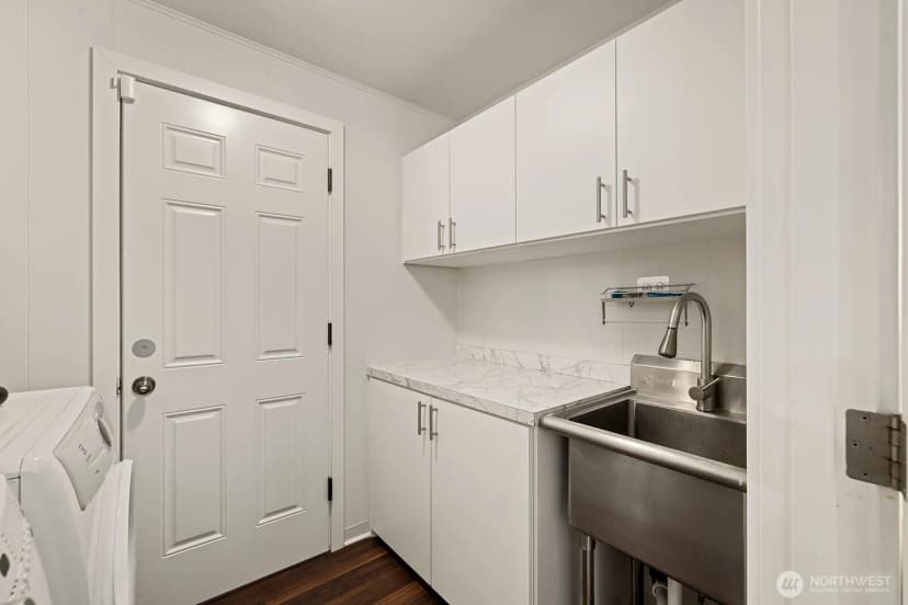 Property photo for 10710 126th Place Ne, Kirkland photo 20