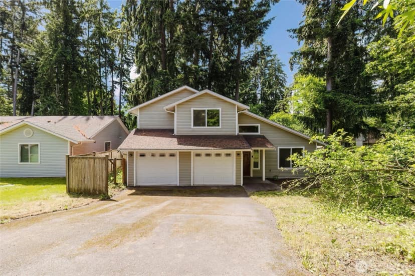 Property photo for 7201 9th Court Se, Lacey photo 2